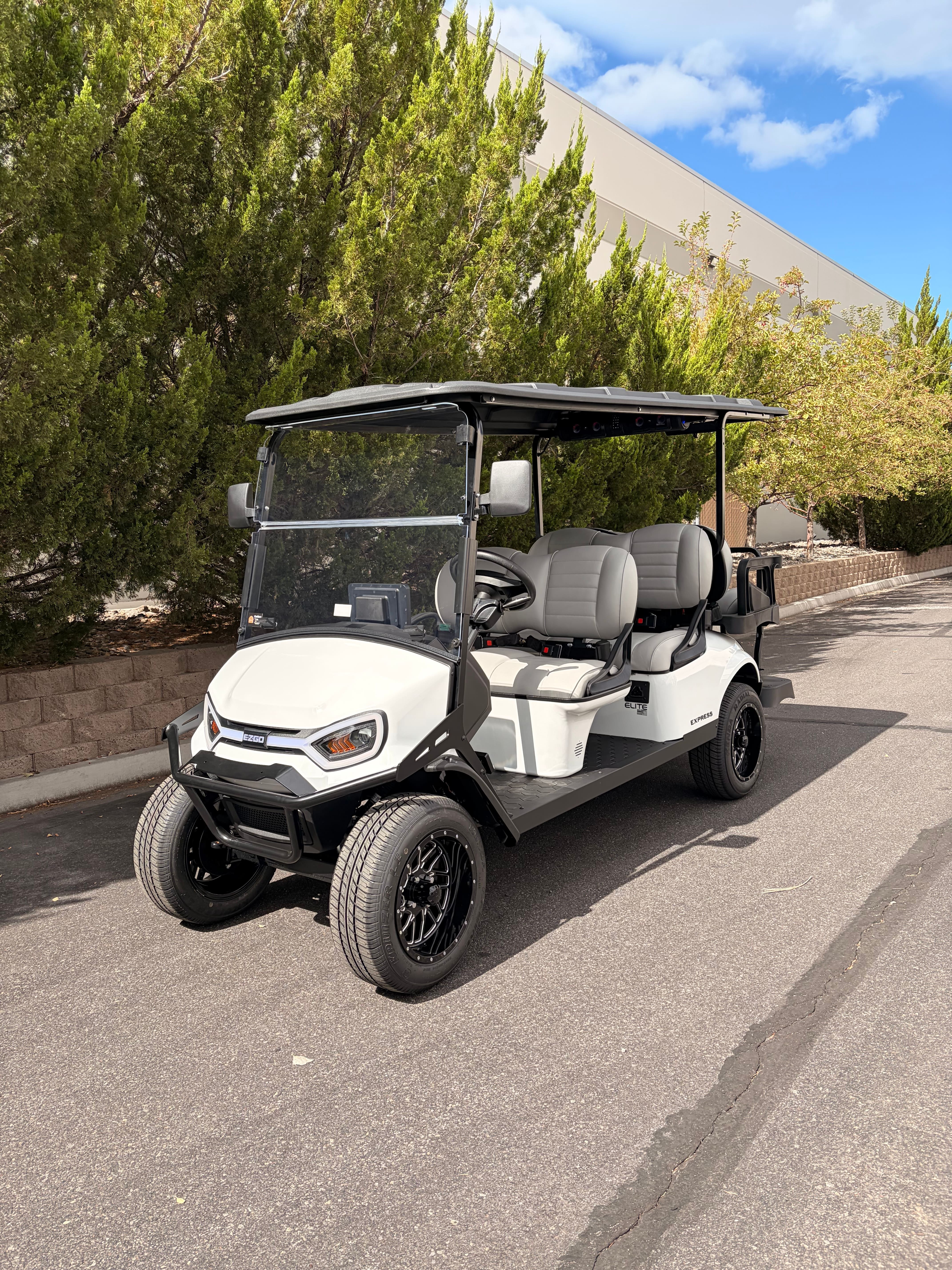 E-Z-GO Express 6 Summit XT
