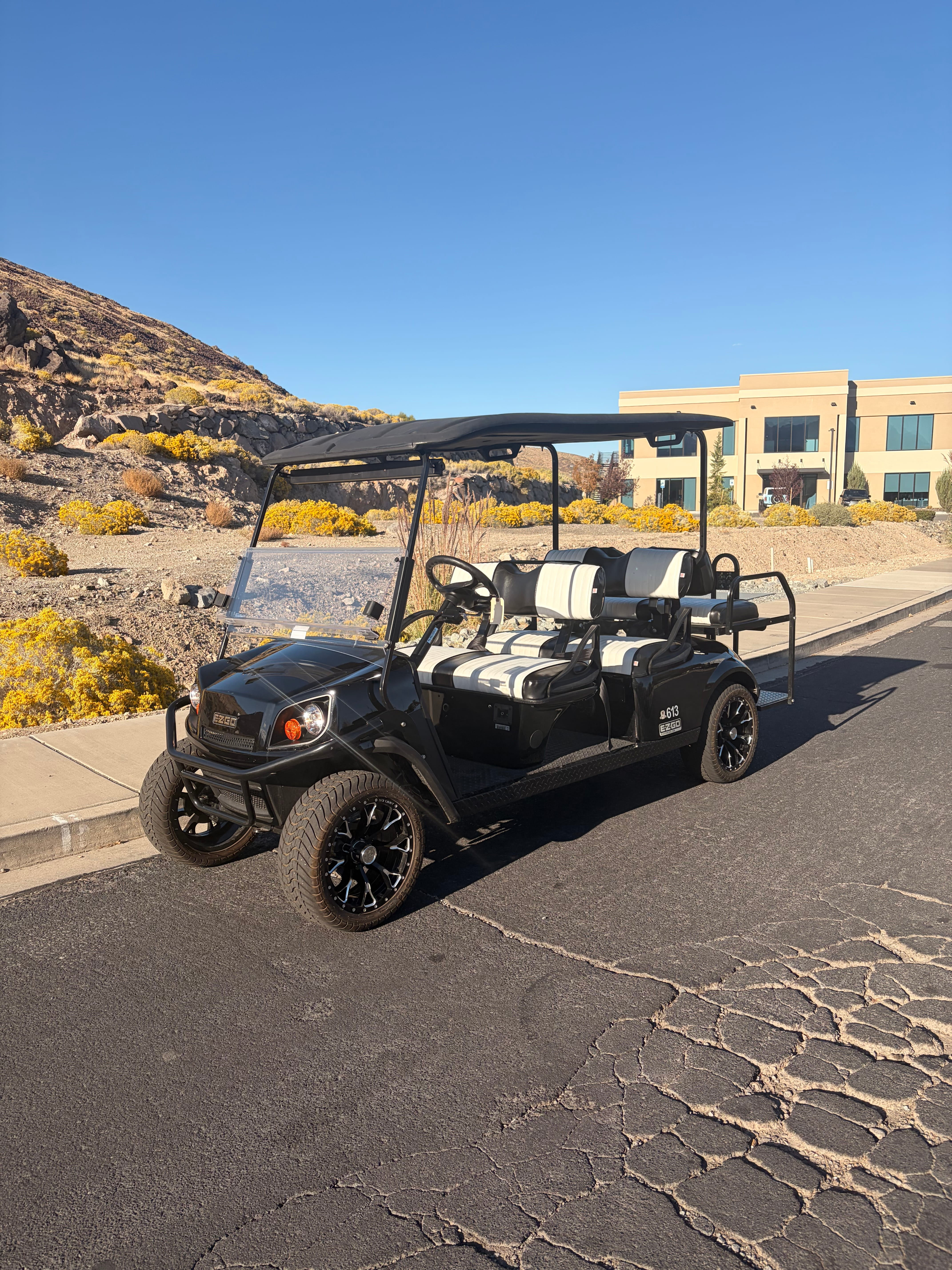 E-Z-GO Express S6