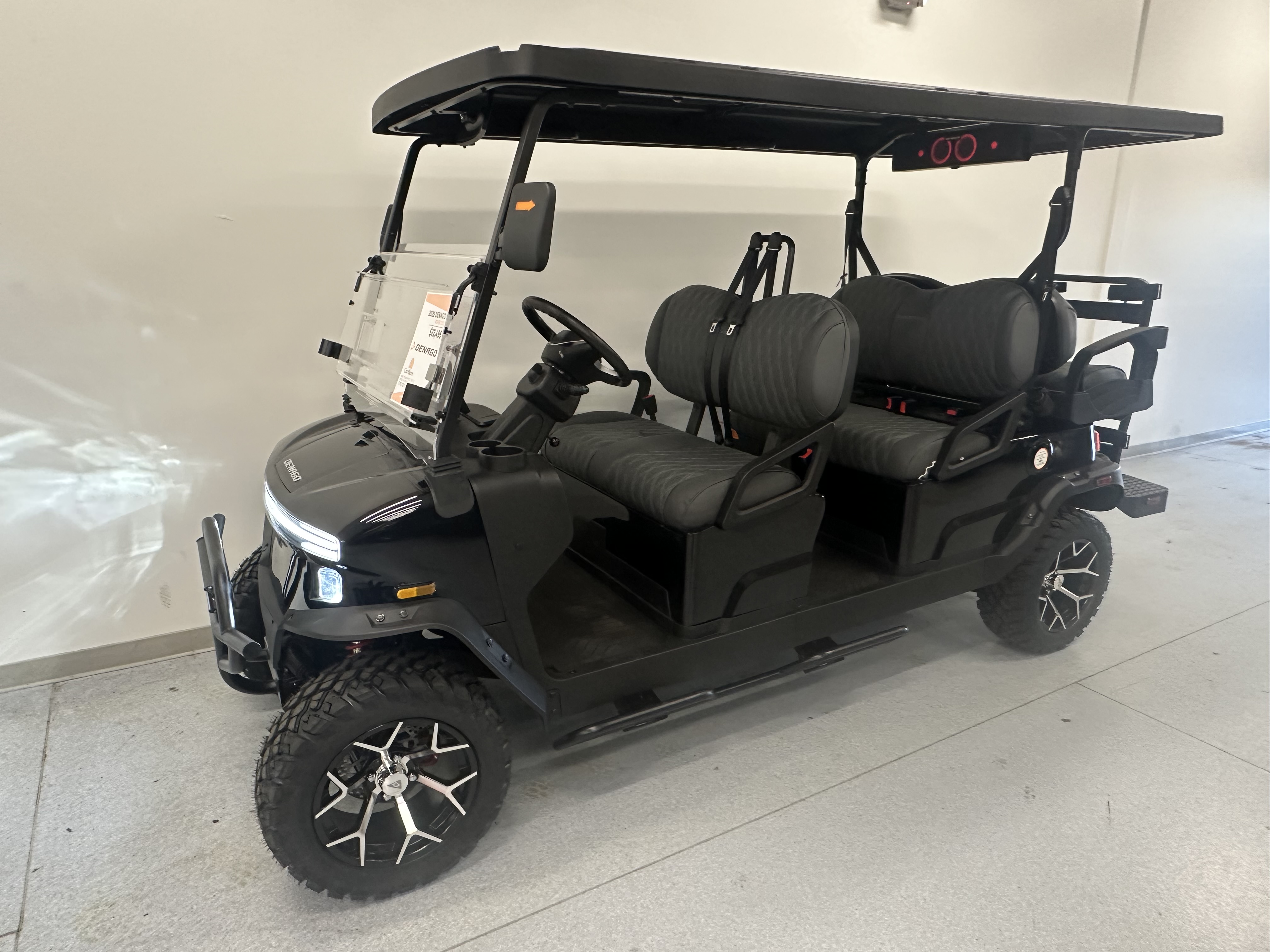 Denago EV Rover XL6